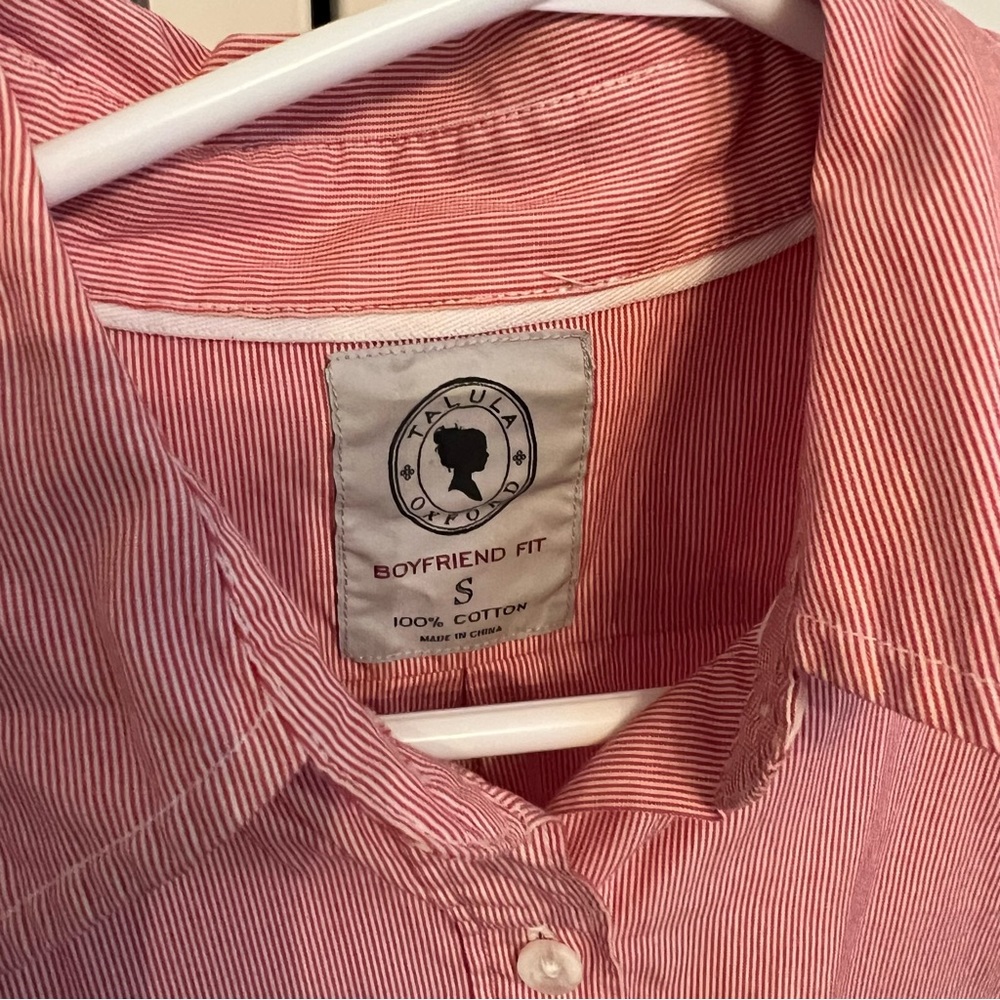 Aritzia // Talula Boyfriend Fit Red + White Oxford, Size Small - Picture 8 of 8